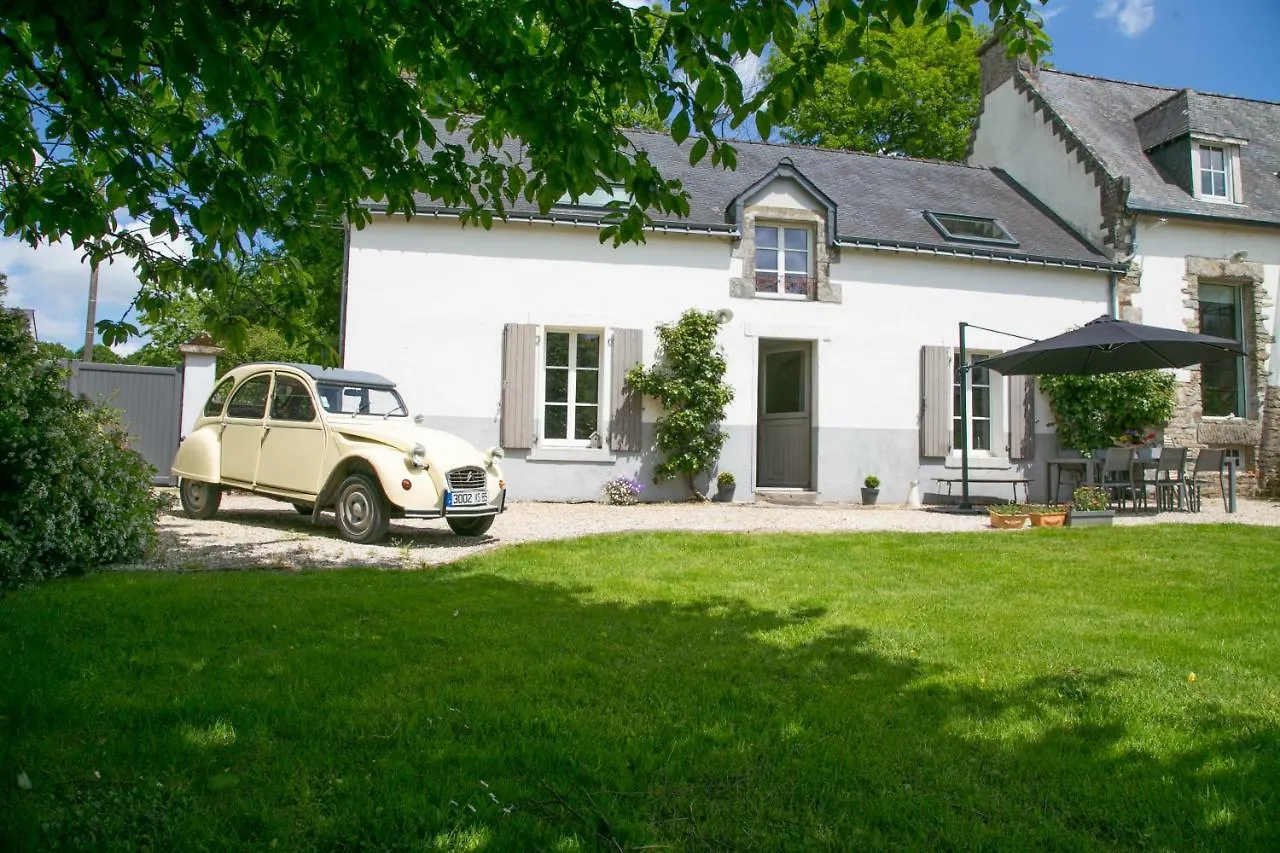Bed and Breakfast Les Dames De Nage Grand-Champ 3*,  Francia
